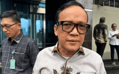 Kisah Pahit Sritex: Ribuan Pekerja Kehilangan Pekerjaan, Wamenaker Marah!
